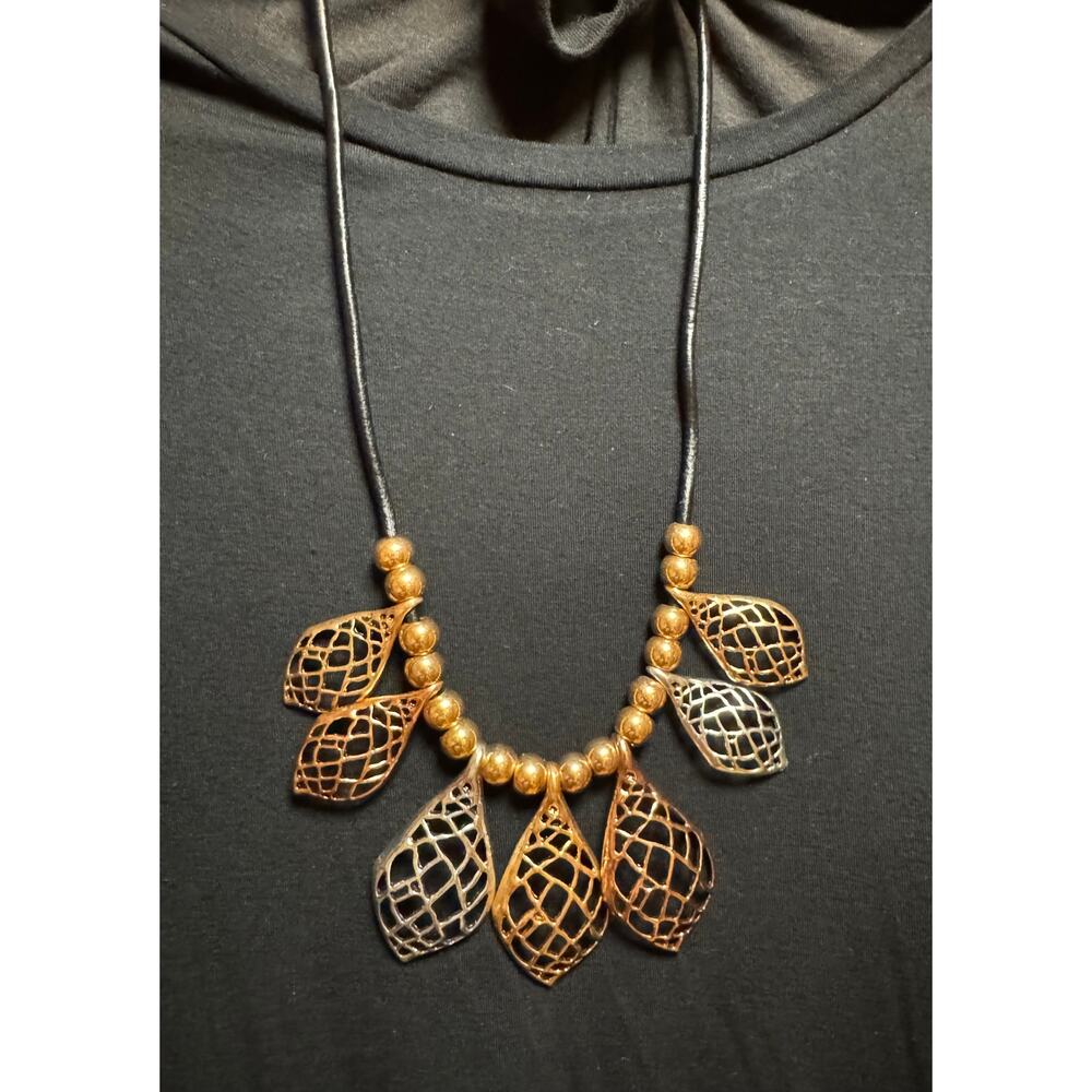 Y54 Multitone leaves on long black cord necklace